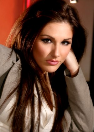 Onlytease Lucy Pinder Innovative Softcore Sexpartner