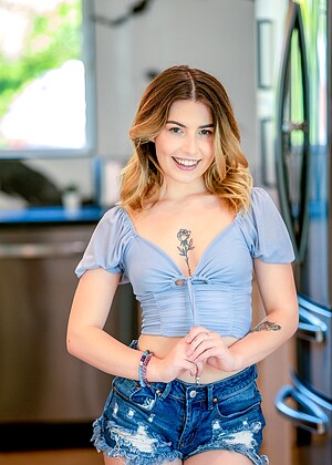 Penthousegold Chanel Camryn Chase Kitchen Boobs Pic