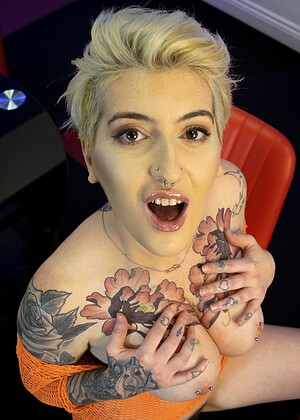 Sexyukpornstars Pixie Peach Ballixxx Tattoo Polarpornhd