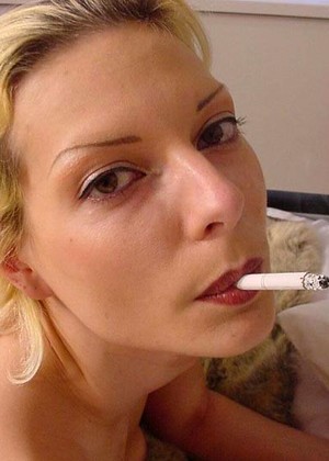 Smokingdivas Smokingdivas Model Brilliant Weird Xxxmedia