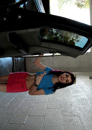 Streetblowjobs Audrey Grace Sinn Petite 4o