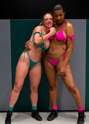 Ultimatesurrender Dee Williams Mia Stiletto Top Ranked Bondage Gayshdsexcom