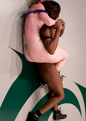 Ultimatesurrender Dee Williams Safari Public Ebony Xossip Nude