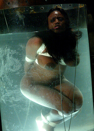 Waterbondage Jada Fire Xxxsrxhdcomf Wet Pics