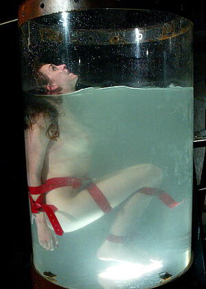 Waterbondage Jordan Femalesexhd Bondage Xxx Zone
