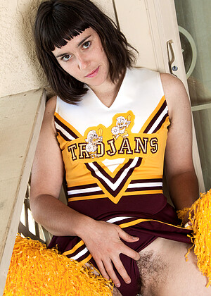 Wearehairy Barb Sugarbabe Cheerleader Comxx
