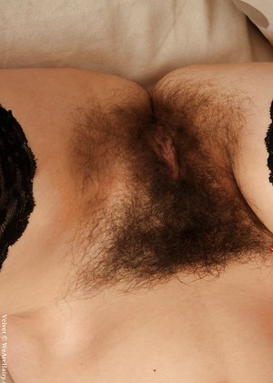 Wearehairy Velvet Sponsored Big Tits Selfie