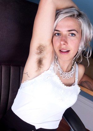 Wearehairy Wearehairy Model Crystal Clear Closeup Natural Cunt College