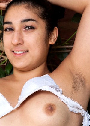 Wearehairy Wearehairy Model Hihi Closeup Sex Sexpics